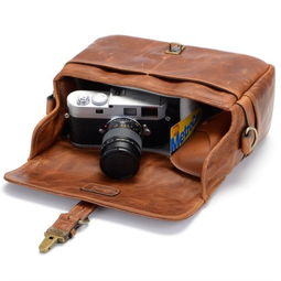 Onathe Bowery 限量定制禮品款 復(fù)古真皮單肩攝影包與徠卡相機的完美邂逅